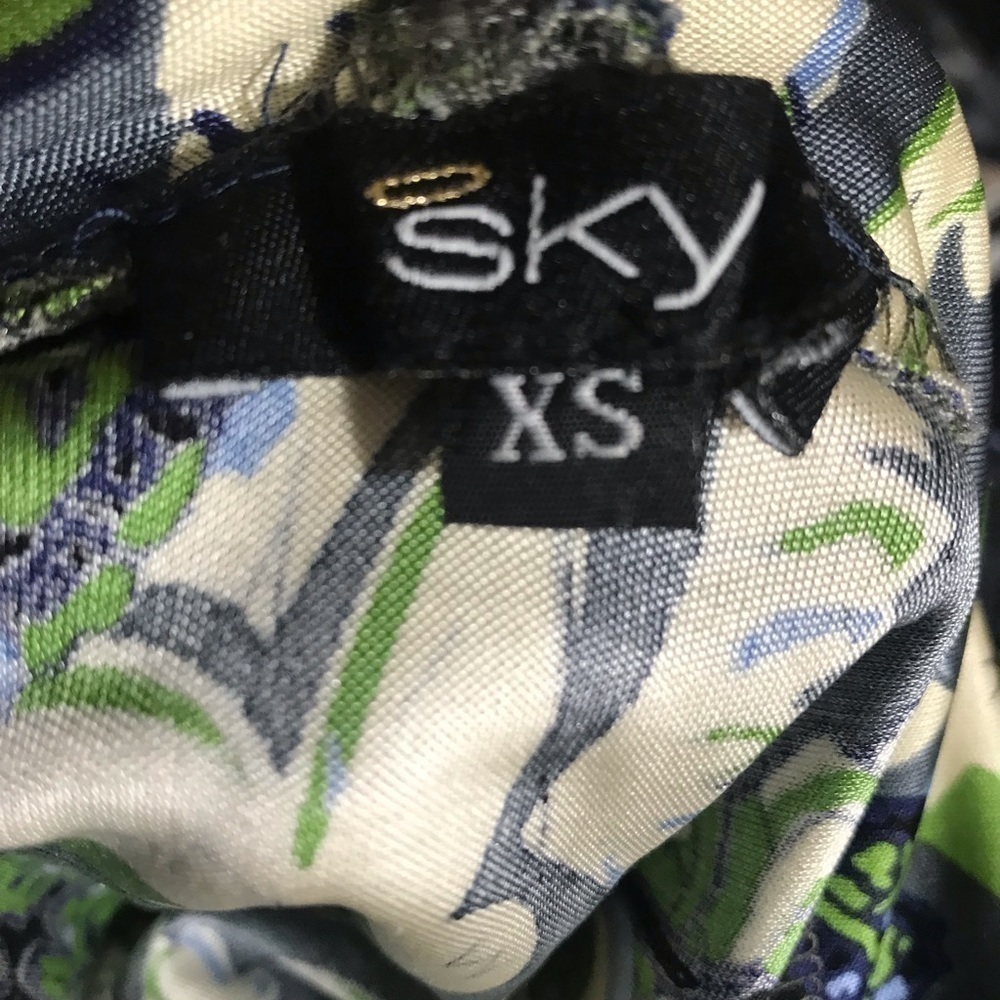 Sky Brand v-neck paisley jersey  mini dress XS - Picture 3 of 4